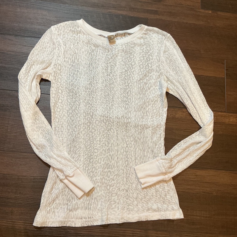 BKE Animal Print Long Sleeve Top White Grey Leopard Crew Neck Large UM356TB